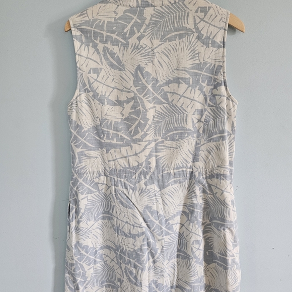 Brooks Brothers Tropical Print Sleeveless Midi Dress - Icy Blue and Cream - Picture 3 of 5